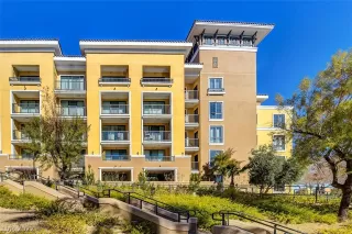 Photo #2: 2359811 Listing 