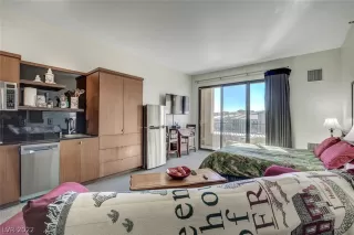 Photo #4: 2359811 Listing 