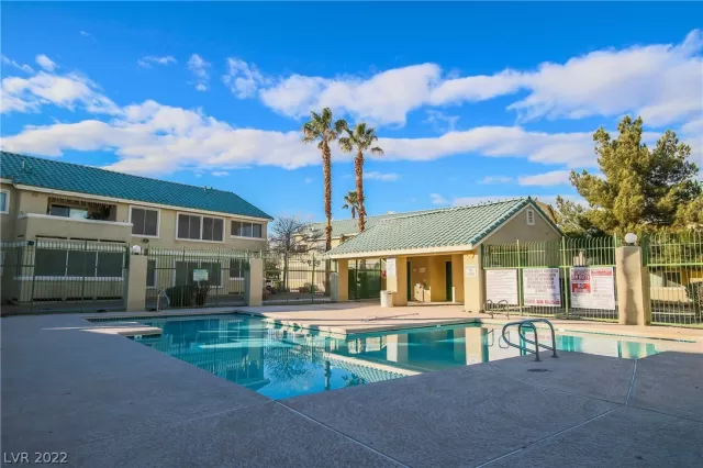 MLS: 2359842 Condo For Sale