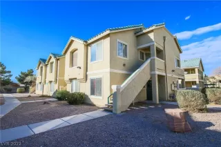 Photo #1: 2359842 Listing