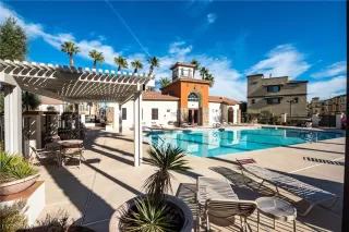 Photo #1: 2359863 Listing 