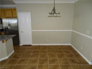 Photo #6: 2359876 Listing 