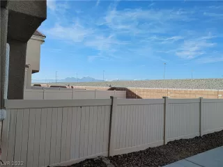 Photo #1: 2359888 Listing 