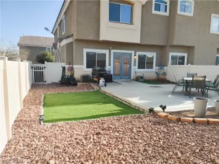 Photo #2: 2359888 Listing 