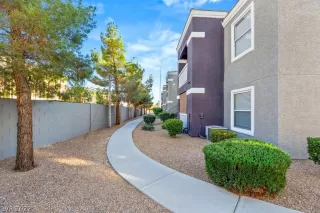 Photo #1: 2359910 Listing 