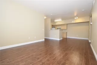 Photo #1: 2359917 Listing 