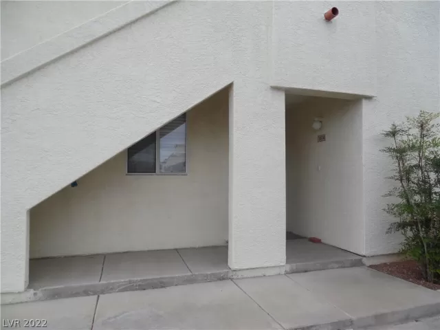 MLS: 2359927 Condo For Sale