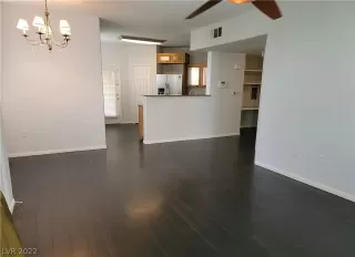 Photo #2: 2359970 Listing