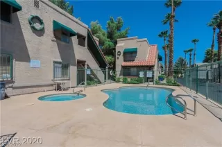 Photo #2: 2359978 Listing 