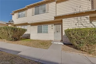 Photo #6: 2359988 Listing