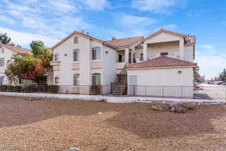 Photo #2: 2360019 Listing