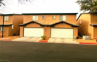 Photo #1: 2360033 Listing