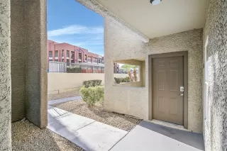 Photo #2: 2360035 Listing