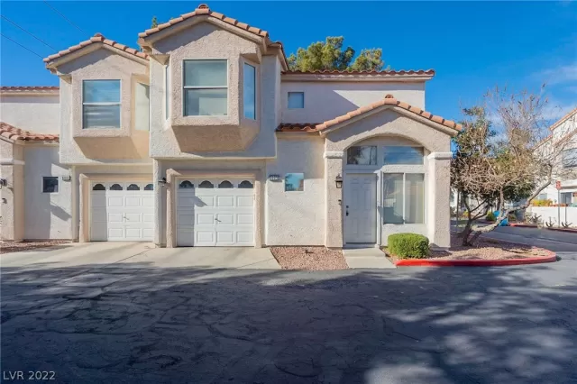 MLS: 2360040 Condo For Sale