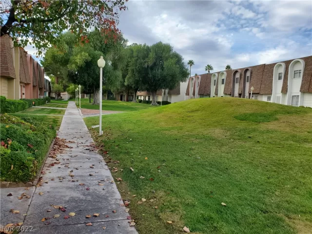 MLS: 2360044 Condo For Sale