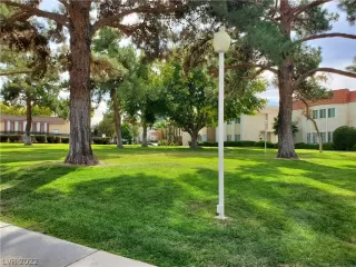 Photo #3: 2360044 Listing