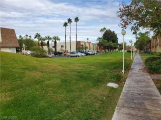 Photo #6: 2360044 Listing