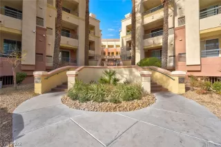 Photo #1: 2360110 Listing