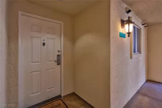 Photo #4: 2360110 Listing