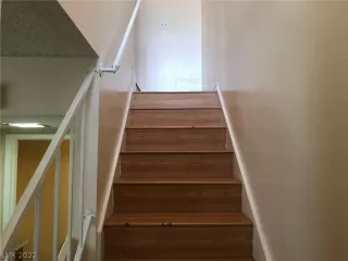 Photo #6: 2360113 Listing