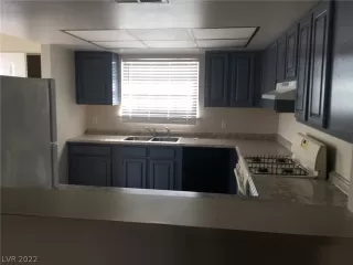 Photo #4: 2360155 Listing 