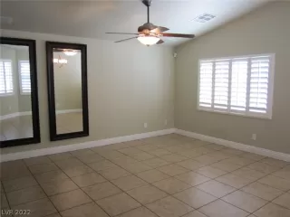 Photo #2: 2360210 Listing 