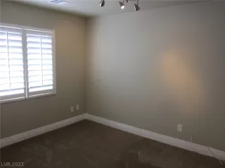 Photo #5: 2360210 Listing 