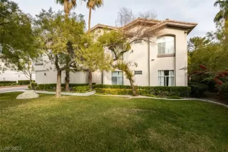 Photo #3: 2360226 Listing