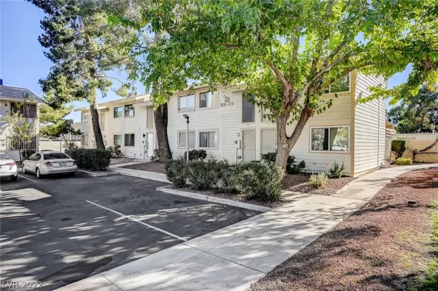 MLS: 2360228 Condo For Sale