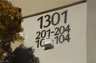 Photo #3: 2360258 Listing 