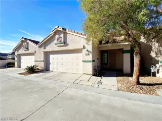 Photo #1: 2360280 Listing 