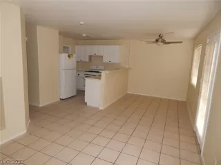 Photo #2: 2360303 Listing 