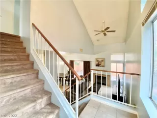 Photo #2: 2360328 Listing 