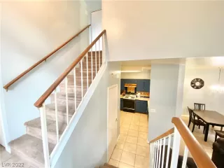 Photo #4: 2360328 Listing 