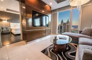 Photo #1: 2360347 Listing 