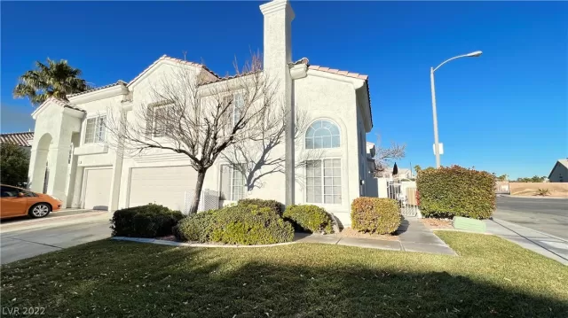 MLS: 2360368 Condo For Sale