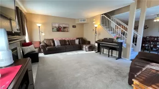 Photo #2: 2360368 Listing 