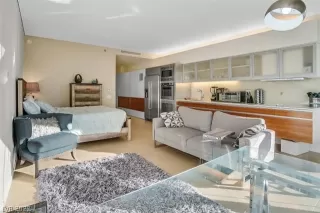 Photo #6: 2360440 Listing