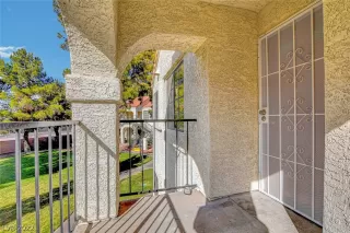 Photo #2: 2360467 Listing