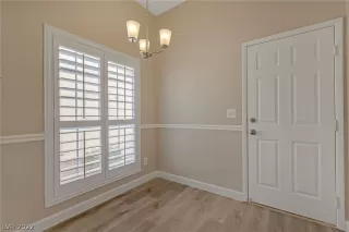 Photo #6: 2360484 Listing