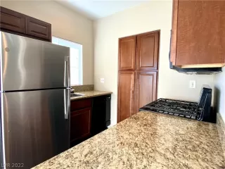 Photo #6: 2360497 Listing 