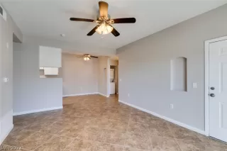 Photo #4: 2360503 Listing