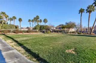 Photo #2: 2360504 Listing 