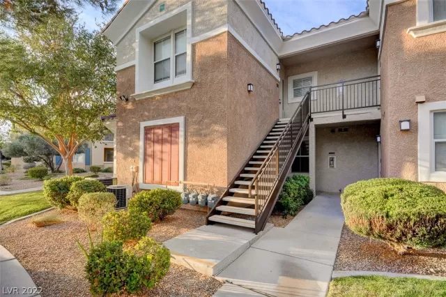 MLS: 2360535 Condo For Sale