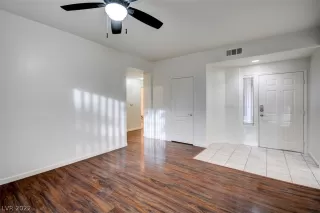 Photo #5: 2360535 Listing 