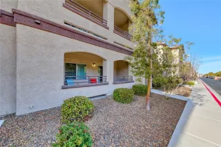 Photo #1: 2360540 Listing