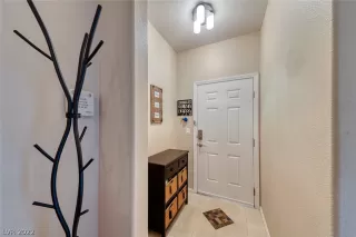 Photo #2: 2360540 Listing