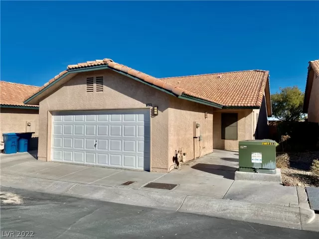 MLS: 2360567 Condo For Sale