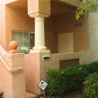 Photo #3: 2360603 Listing 