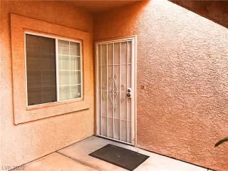 Photo #4: 2360603 Listing 